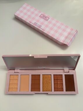 NWT Tarte Pretty in Pink Palette eyeshadow palette amazonian clay matte +shimmer